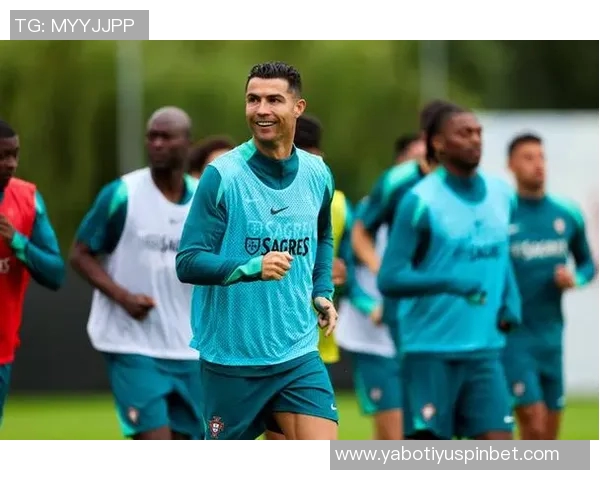 C罗四十岁依然年轻面容整形医生揭秘其可能的多次整形手术经历